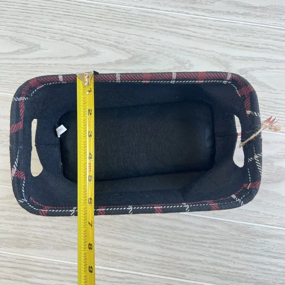 Gray Oak Studio Happy Holiday Black Plaid Handle Fabric Basic